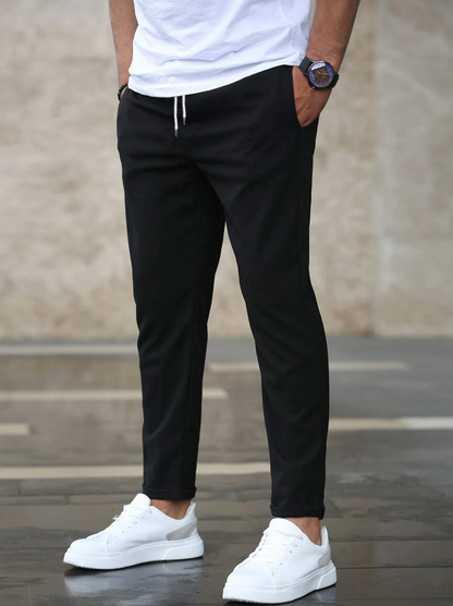 Pantalon met hoge taille en verstelbaar koord