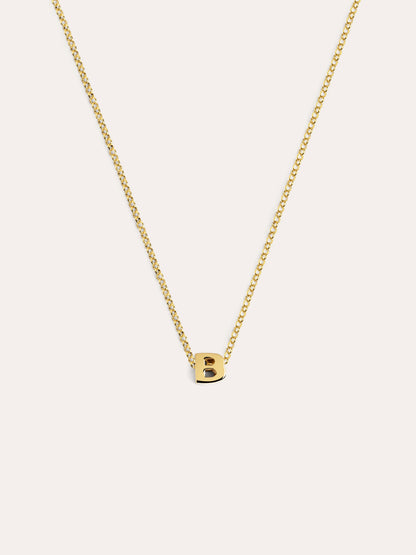 Gouden ketting met gepersonaliseerd initiaal