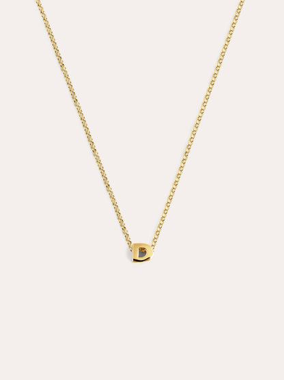Gouden ketting met gepersonaliseerd initiaal