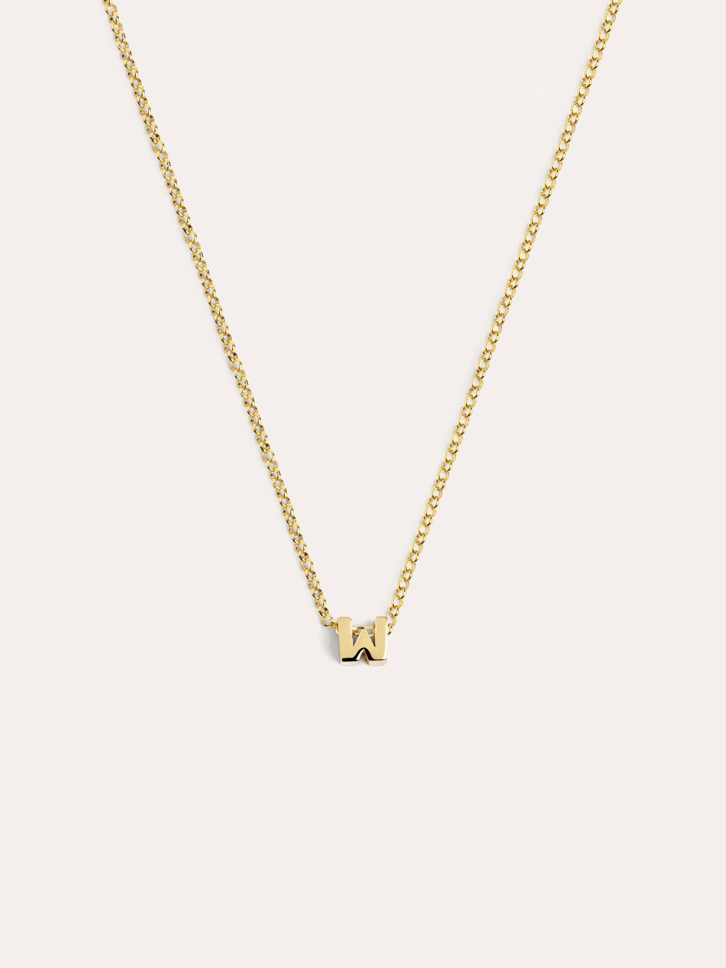 Gouden ketting met gepersonaliseerd initiaal